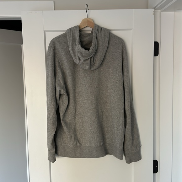 Men’s Nike Hoodie - Picture 4 of 4